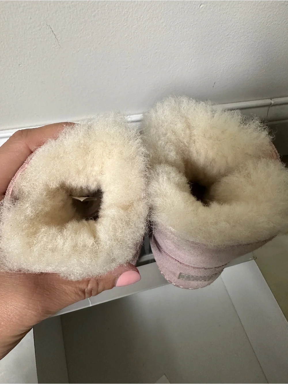 UGG Caden Baby Boots Booties Seashell Pink Suede Sheepskin Lining Infant 6-12 M